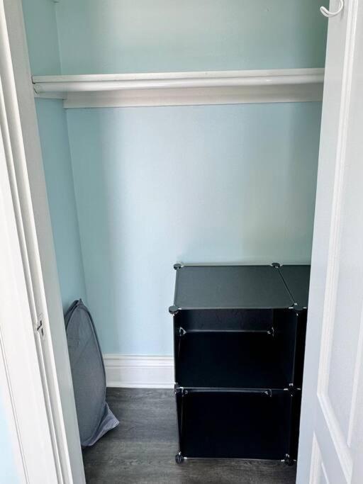 Brand New! Walk To + 12 Mins To Derby!