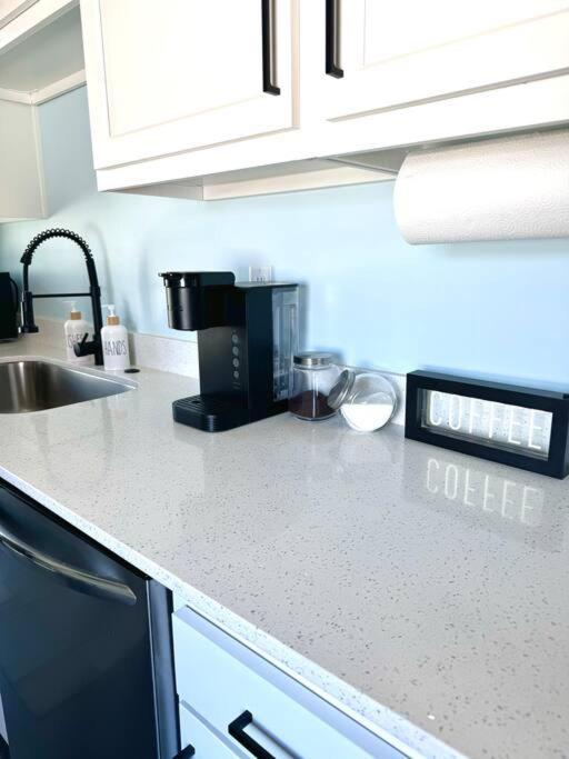 Brand New! Walk To + 12 Mins To Derby!